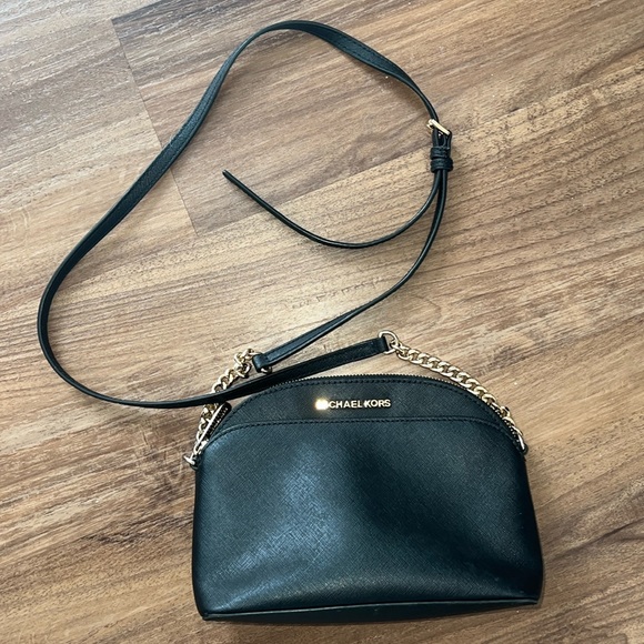 Michaels Kors Chain Leather Crossbody Bag - Picture 1 of 5